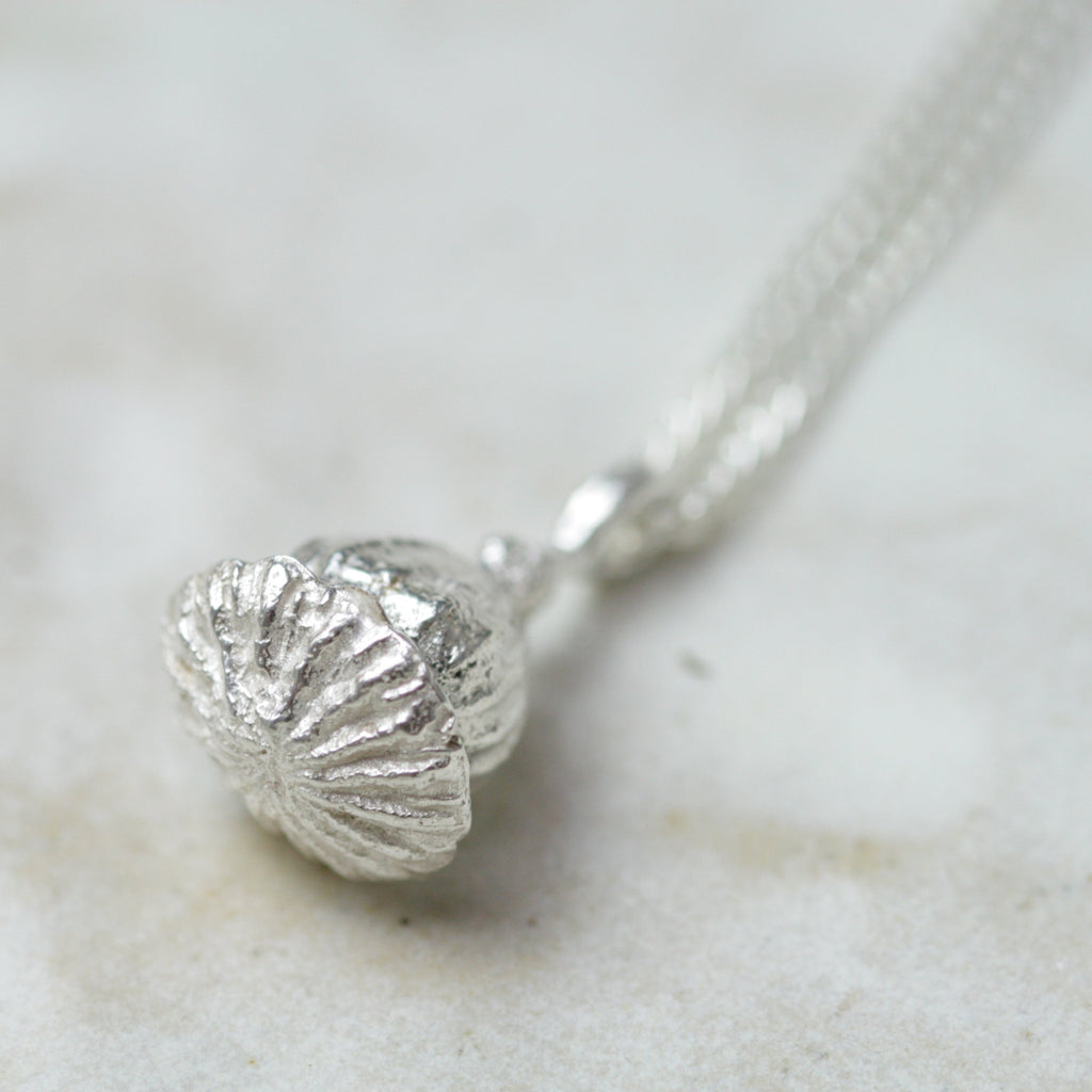 Poppy seed online necklace