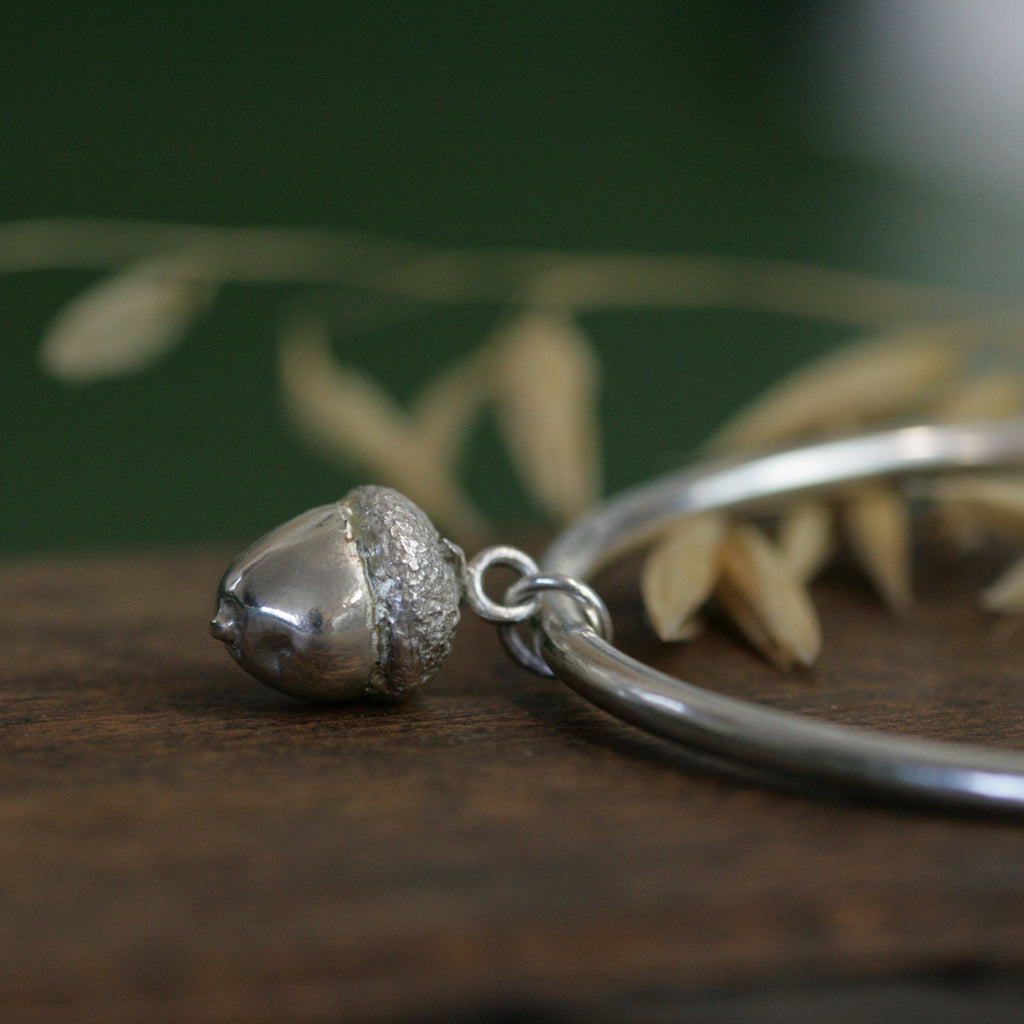 Small Acorn Capsule Memory Bangle – Cast & Found